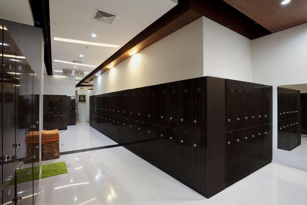 Capsule Hostel Patong ภายนอก รูปภาพ